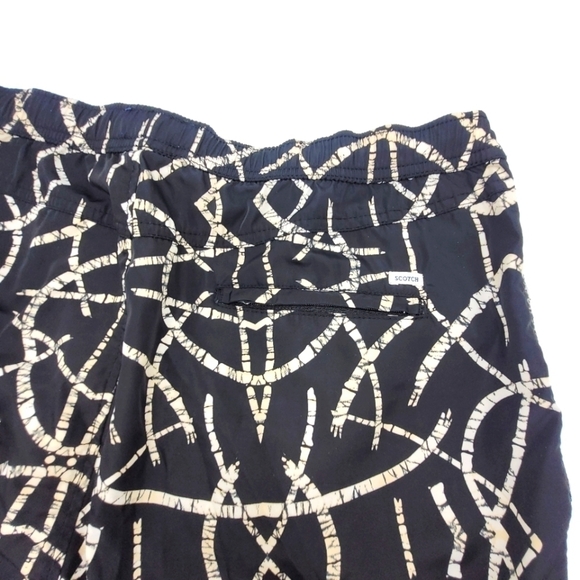 Scotch and Soda Mid-length Black and Cream Tribal printed Swim Shorts Size M - Picture 3 of 16